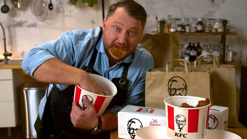 Was ist das Geschmacksgeheimnis von KFC? Der Produktentwickler weiß genau, was reinkommt. – Bild: ZDF und Markus Müller./​Markus Müller