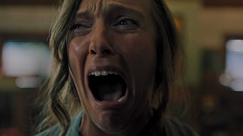 Annie (Toni Collette) – Bild: 2018 Hereditary Film Productions, LLC Lizenzbild frei Annie (Toni Collette) – Bild: 2018 Hereditary Film Productions, LLC Lizenzbild frei