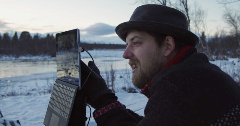 Jonathan unterrichtet online aus Lappland. – Bild: ZDF und Knut Schmitz. Jonathan unterrichtet online aus Lappland. – Bild: ZDF und Knut Schmitz.