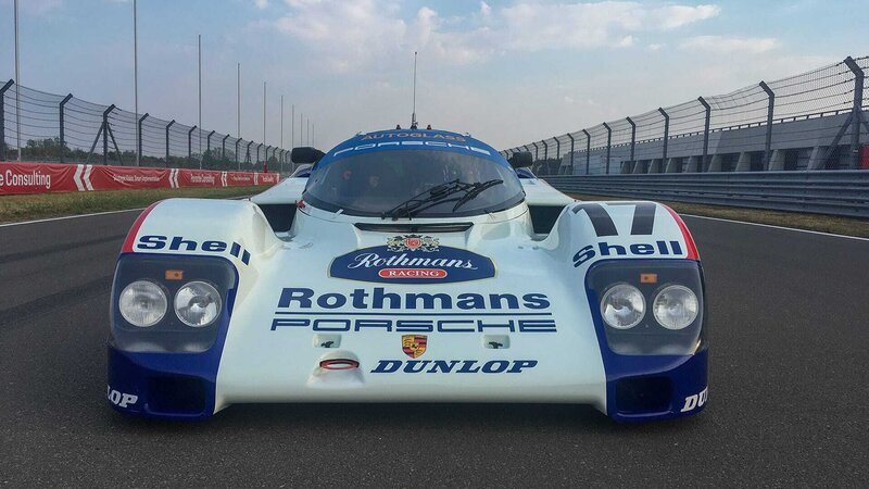 Der Porsche 962 fuhr zwischen 1984 und 1991 insgesamt 54 Siege ein. Damit gilt das Modell als eines der erfolgreichsten Rennsportwagen aller Zeiten. – Bild: © Riek&Kudernatsch/ WeltN24 GmbH Der Porsche 962 fuhr zwischen 1984 und 1991 insgesamt 54 Siege ein. Damit gilt das Modell als eines der erfolgreichsten Rennsportwagen aller Zeiten. – Bild: © Riek&Kudernatsch/ WeltN24 GmbH