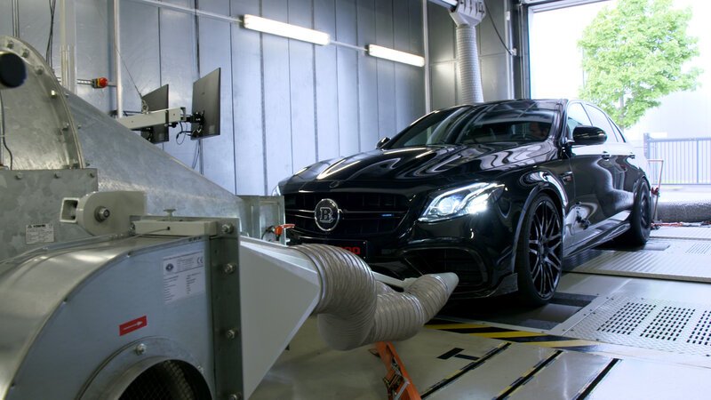 Bei Brabus in Bottrop werden sämtliche Daimler-Modelle gemäß Kundenwünschen angepasst. – Bild: BILD