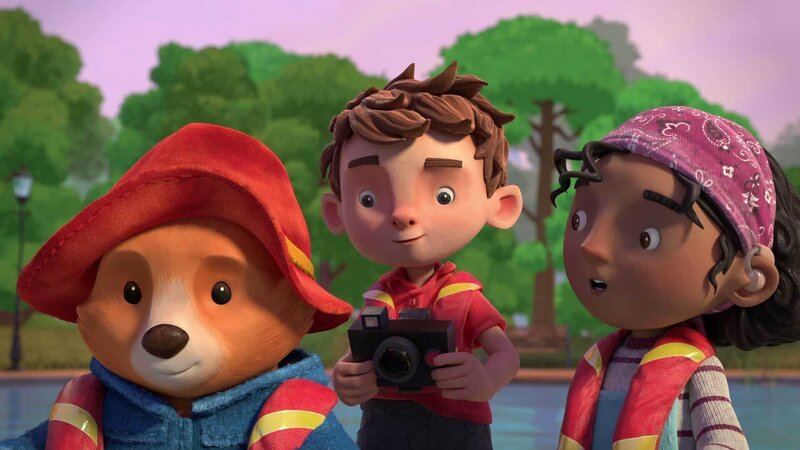 v.li.: Paddington, Jonathan Brown, Simi – Bild: Paramount