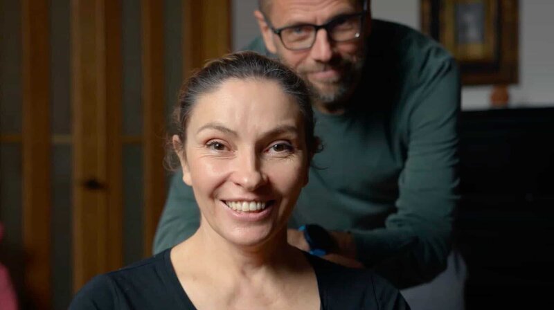 Natasha Sindeeva und Alexander Vinokurov, Dozhd TV, April 2020, Moskau. – Bild: SWR/NDR/BBC/Roastbeef Productions Natasha Sindeeva und Alexander Vinokurov, Dozhd TV, April 2020, Moskau. – Bild: SWR/NDR/BBC/Roastbeef Productions