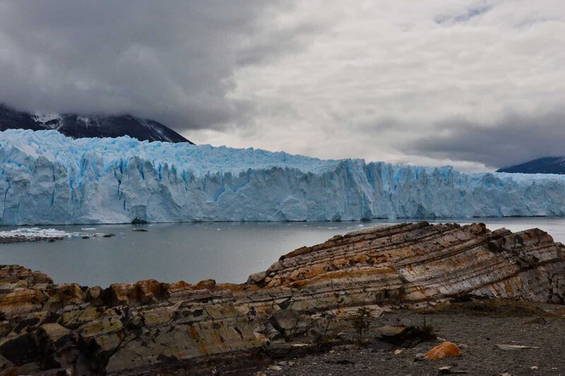 Patagonien – ein Ort der Extreme: Mit größten Wüsten der Welt und gleichzeitig riesiegen Gletscherfelder. – Bild: GEO Television