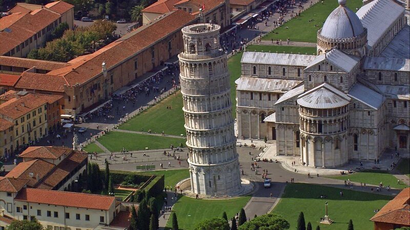 Der Dom von Pisa und sein schiefer Glockenturm sind weltberühmt. – Bild: phoenix/​ZDF/​Skyworks 2020