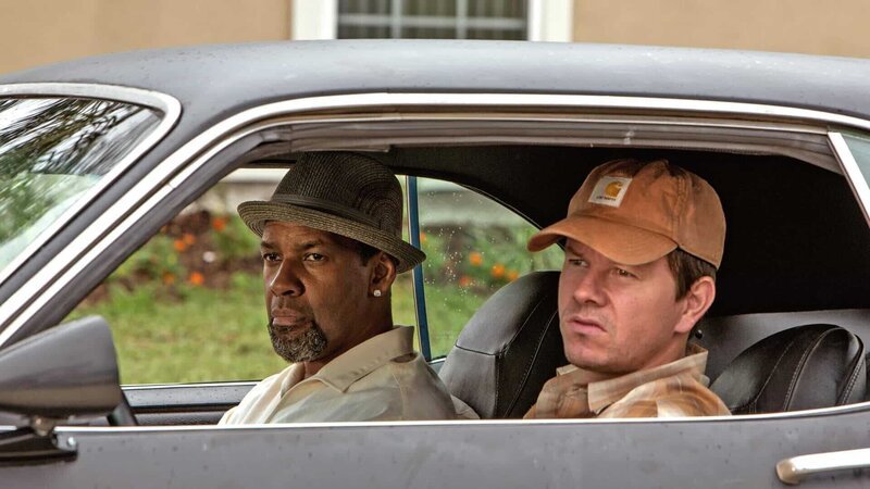 L-R: Bobby (Denzel Washington), Stig (Mark Wahlberg). – Bild: 2013 Columbia Pictures Industries, Inc. All Rights Reserved. **ALL IMAGES ARE PROPERTY OF SONY PICTURES ENTERTAINMENT INC. FOR PROMOTIONAL USE ONLY. SALE, DUPLICATION OR TRANSFER OF THIS MATERIAL IS STRICTLY PROHIBITED. © 2013  …