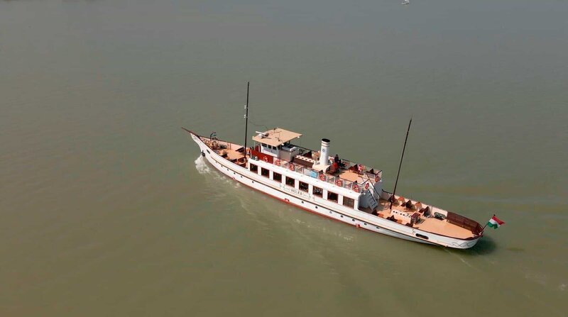 Das alte Passagierschiff Helka fährt seit 1891 über den Balaton. ( – Bild: BR/​HTTV Produktion/​NDR/​Michael Höft/​Michael Höft