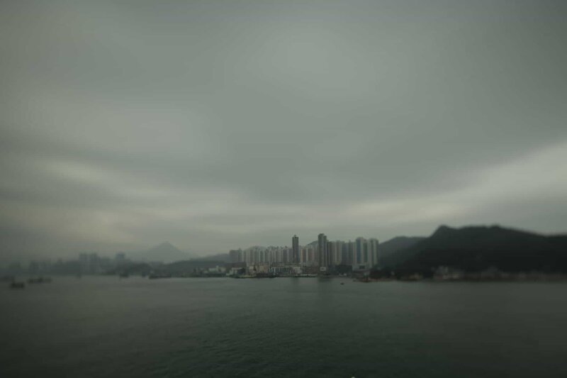 Shau Kei Wan, Hongkong: Skyline von Hongkong, Blick vom Museum für Küstenverteidigung. (Bildnachweis: National Geographic Channels/​Lau Hon Meng) – Bild: Copyright © The National Geographic Channel.