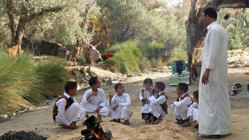 In der Oase Siwa nahe der Libyschen Grenze lernen Kinder die Berbersprache Siwi. – Bild: ZDF und © Bo Travail ! – Voyage./​© Bo Travail ! – Voyage