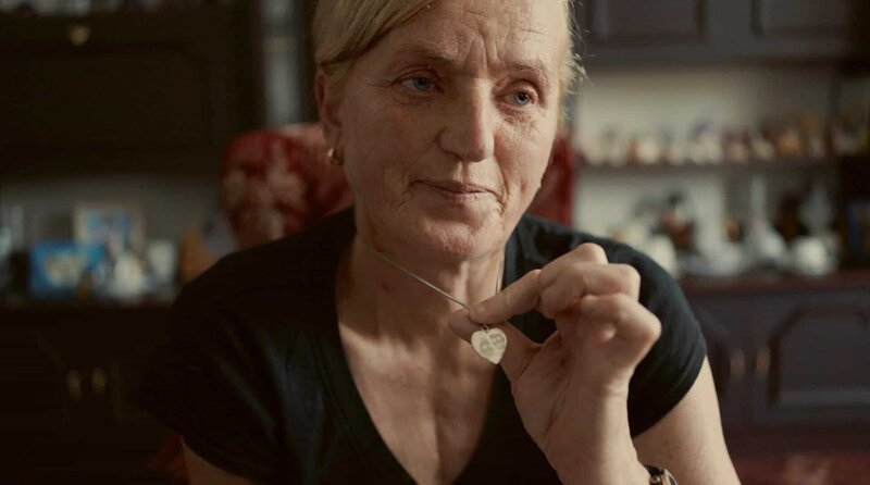 Zlata Kušnirová, Mutter von Martina Kušnírová – Bild: WDR/Final Cut for Real/Anna Smoroňová Zlata Kušnirová, Mutter von Martina Kušnírová – Bild: WDR/Final Cut for Real/Anna Smoroňová