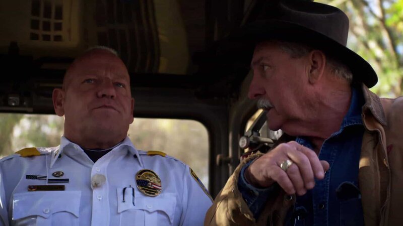 On the left: Manfred Gilow. – Bild: Warner Bros. Discovery