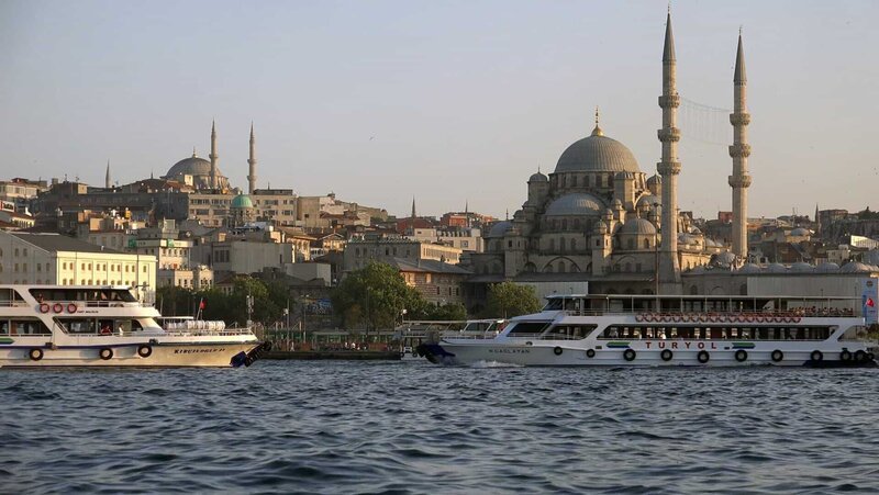 100 Jahre vor den ersten türkischen Gastarbeitern kamen Deutsche als Gastarbeiter nach Istanbul. – Bild: ZDF und Björn Lindenblatt.