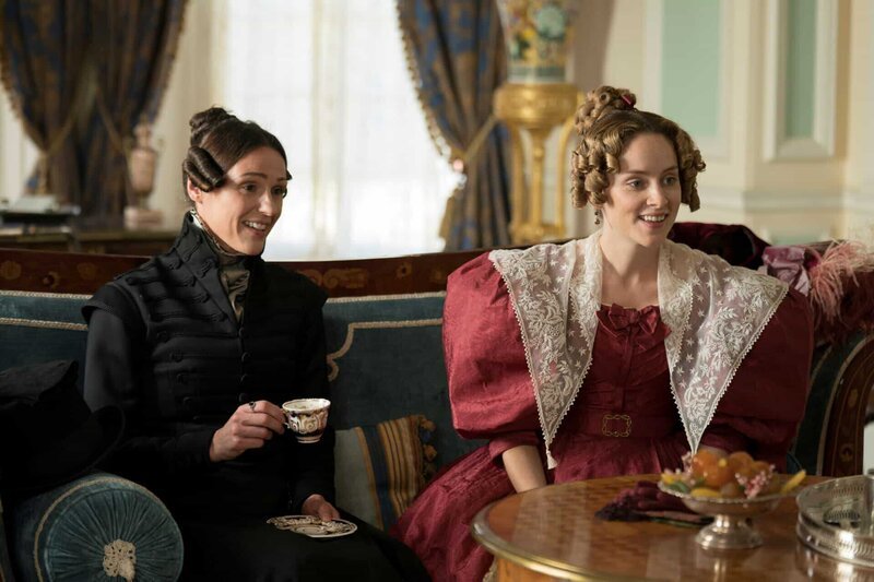 L-R: Anne Lister (Suranne Jones) and Ann Walker (Sophie Rundle) – Bild: Aimee Spinks /​ Die Verwendung ist nur bei redak /​ HBO /​ © Home Box Office, Inc. All rights reserved. HBO® and all related programs are the property of Home Box Office, Inc