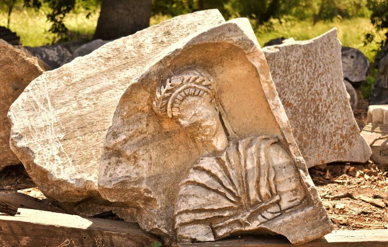 Ruinen der legendären antiken Stadt Troja in Canakkale, Türkei – Bild: shutterstock