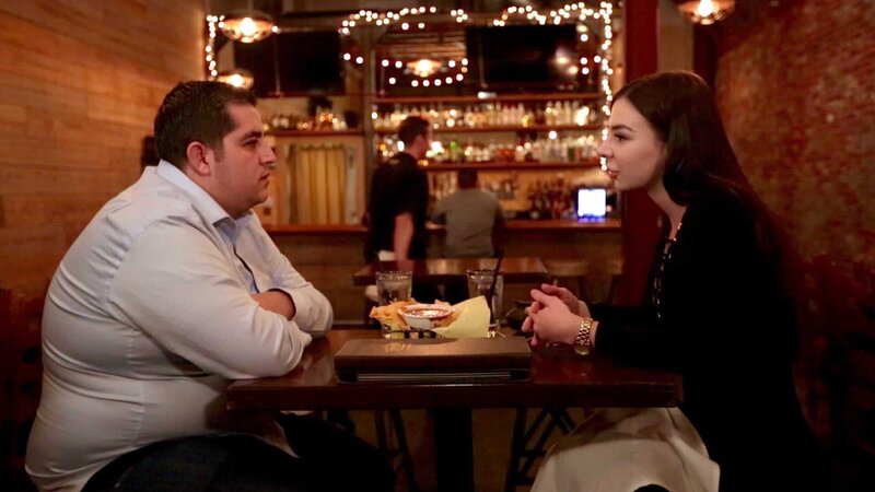 Jorge Nava and Anfisa Nava get into a heated conversation after Anfisa finds out that Jorge is in debt. – Bild: Discovery Channel