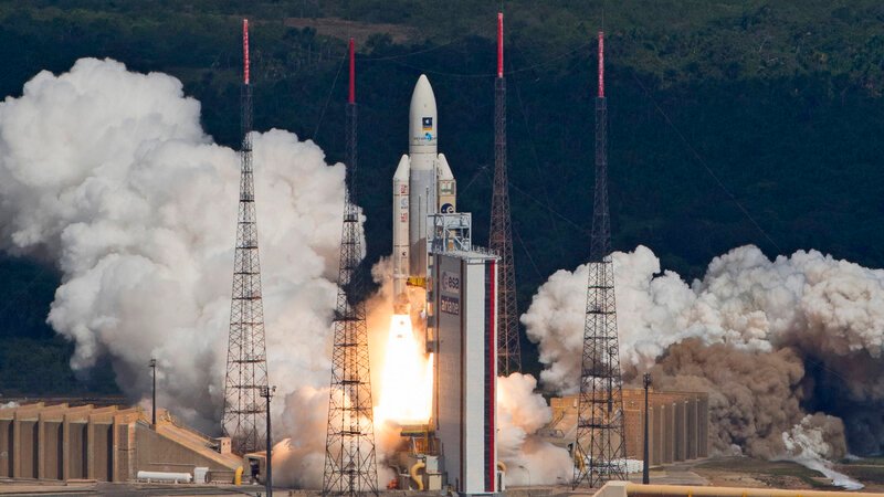 Die Ariane 5 schrieb mit ihrer Erfolgsstory Raumfahrtgeschichte. – Bild: BILD