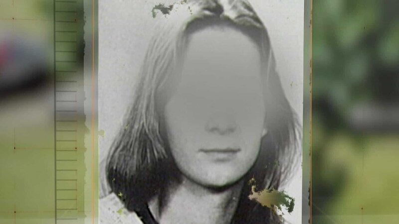 Im Juni 1990 wurde die Berliner Krankenschwester Uta S. ermordet in Brandenburg im Wald bei Beeskow aufgefunden. – Bild: ZDF und Bülent Gencdemir./​Bülent Gencdemir