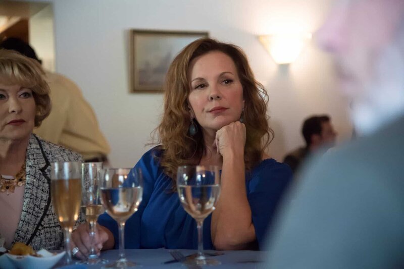 Jackie O’Neill (Elizabeth Perkins) – Bild: Home Box Office, Inc. All rights reserved. HBO® and all related programs are the property of Home Box Office, Inc. /​ Die Verwendung ist nur bei redak /​ HBO /​ © Home Box Office, Inc. All rights reserved. HBO® and all related programs  …