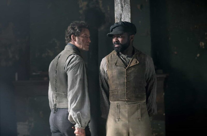 Jean Valjean (DOMINIC WEST), Javert (DAVID OYELOWO) – Bild: MDR/​SquareOne Entertainment/​Laurence Cendrowicz