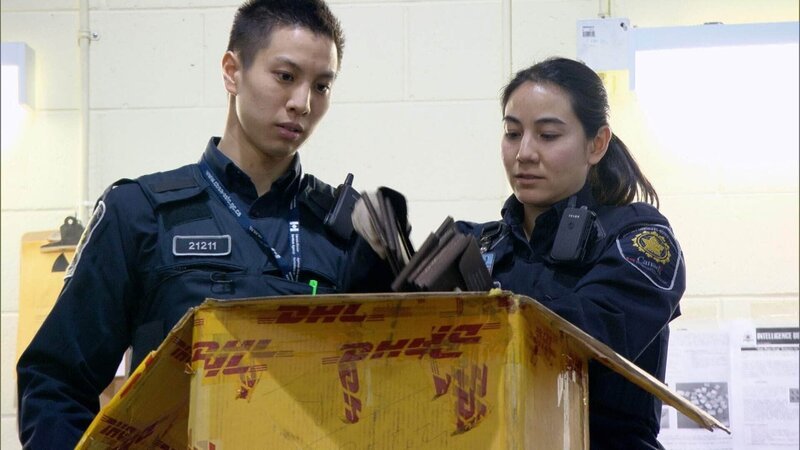 Officer Clarence, Officer Heather – Bild: RTL /​ © Seven Network (Operations) Limited