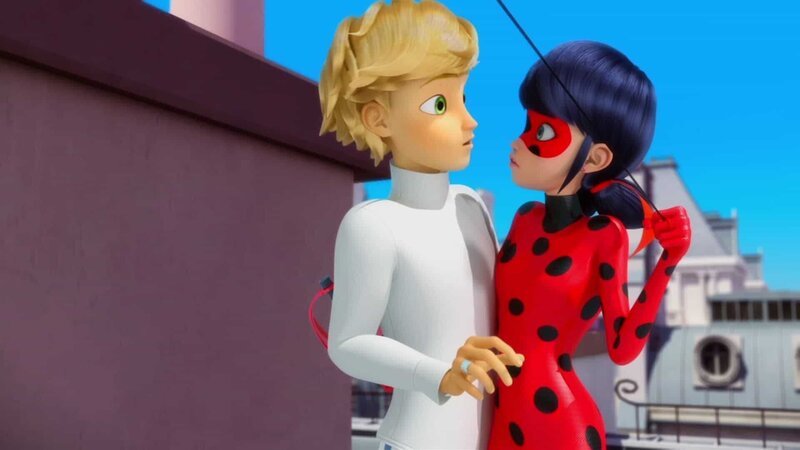 L-R: Adrien Agreste, Ladybug – Bild: Disney