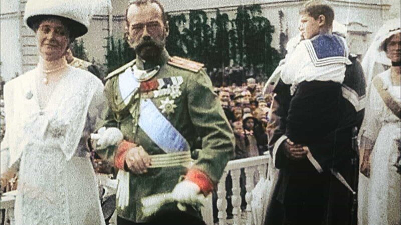 Am 21. Februar 1913 feiern Zar Nikolaus II., die Zarin und der Zarewitsch mit großem Pomp den dreihundertsten Jahrestag der Romanow-Dynastie. Der Zar ahnt nicht, dass kaum mehr als ein Jahr später der Erste Weltkrieg ausbrechen wird. In Russland wird dies zum Sturz seiner Dynastie und zur Geburt der Sowjetunion führen. – Bild: National Geographic Channel