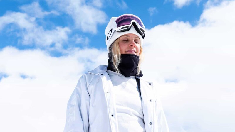 Snowboarderin Silvia Mittermüller auf der Suche nach Freiheit. – Bild: ZDF und Gerald von Foris./Gerald von Foris Snowboarderin Silvia Mittermüller auf der Suche nach Freiheit. – Bild: ZDF und Gerald von Foris./Gerald von Foris