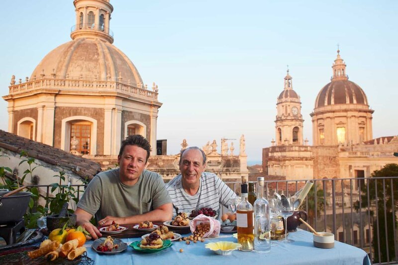 Jamie kocht Italien Folge 5 Festmahl in Sizilien Copyright: SRF/​David Loftus – Bild: SRF/​David Loftus