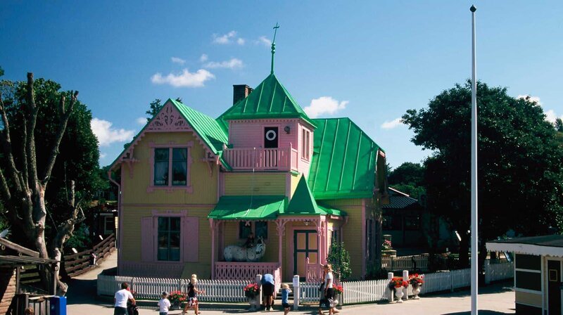 Villa Kunterbunt im Vergnügungspark Kneippbyn auf der schwedischen Insel Gotland. – Bild: WDR/​dpa