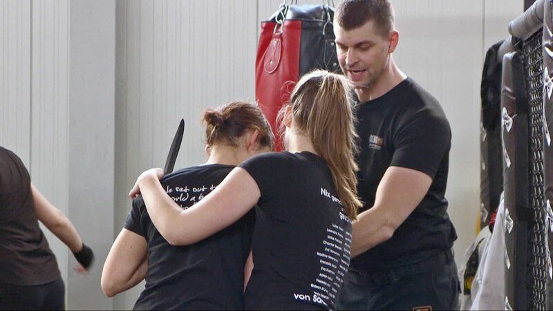 Krav Maga ist eine Selbstverteidigungstechnik, die ihren Ursprung im israelischen Militär hat. – Bild: N24 Doku