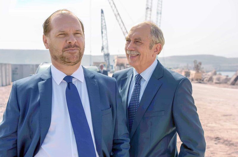 Hier – Bild: Mirage Film /​ © Mirage Film