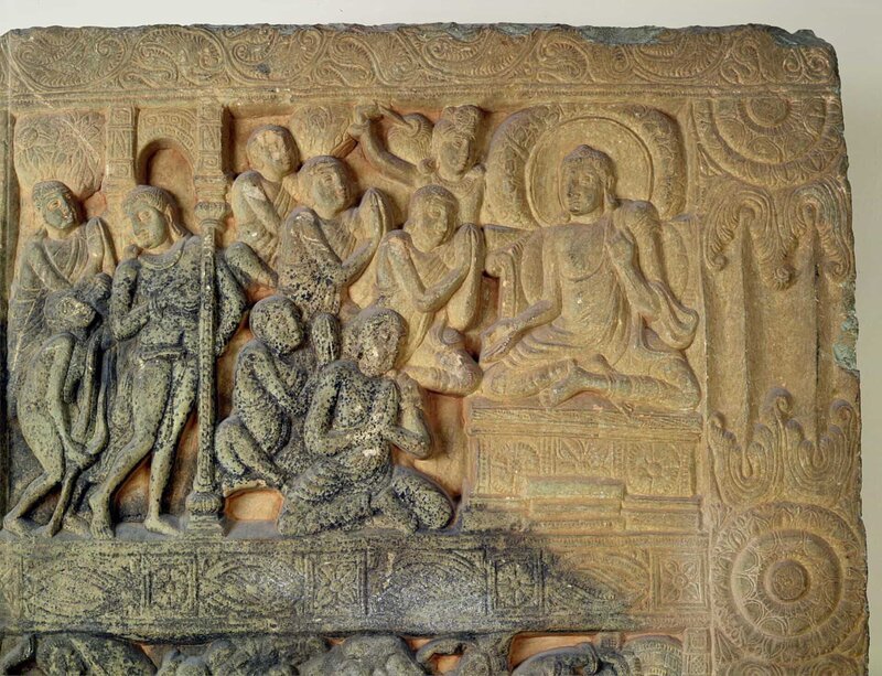 GBN257198 Plaque from a stupa depicting seated Buddha venerated by five disciples, Amaravati School, Nagarjunakonda (marble) by Indian School, (4th century); height: 82 cm; Musee Guimet, Paris, France; (add.info.: Buddha assis, faisant le geste de la charite, venere par cinq premiers disciples;); Bonora; Indian, out of copyright Plaque from a stupa depicting seated Buddha venerated by five disciples, Amaravati School, Nagarjunakonda (marble) – Bild: Bettmann /​ Bettmann Archive /​ Bettmann /​ This content is subject to copyright ©A+E Netowrks, LLC ©HISTORY Photocredit Mandatory, Editorial Use Only, No Archive, No Res