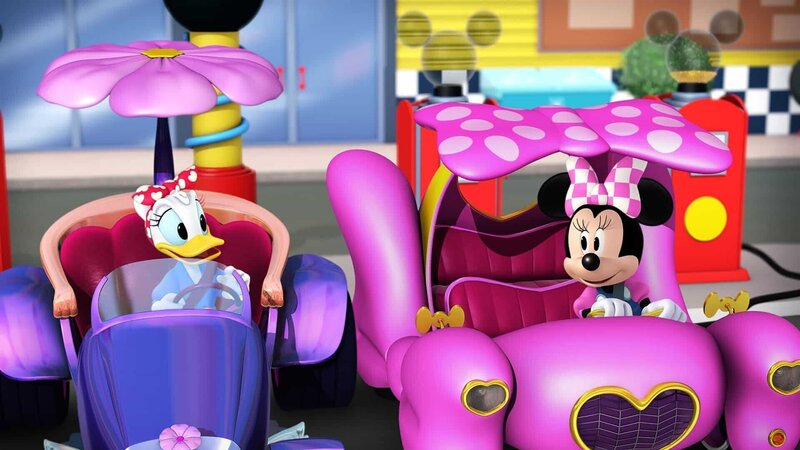 L-R: Daisy und Minnie – Bild: Disney  Entreprises Inc.