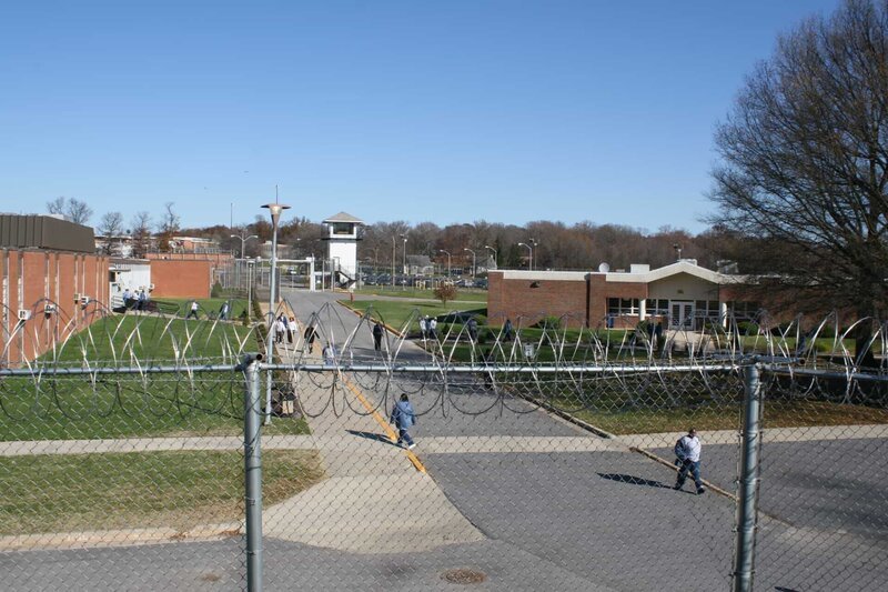 JESSUP, MARYLAND: New arrivals will live alongside every type of felon. Minimum and maximum security inmates are all mixed together and the inmates are spread out across four main housing units. Some stay for a few months and other inmates for life. (Photo credit © Mark Lieber /​ NGT) – Bild: National Geographic Channels