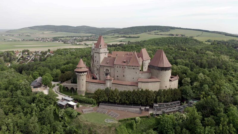 Die Burg Kreuzenstein. – Bild: ORF/​Ranfilm