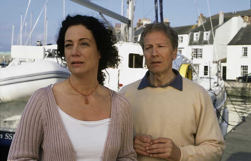 Für Diane (Barbara Wussow) ist es ein Schock, ihren geschiedenen Mann Andrew (Bernd Herzsprung) wiederzusehen. – Bild: ZDF und Jon Ailes
