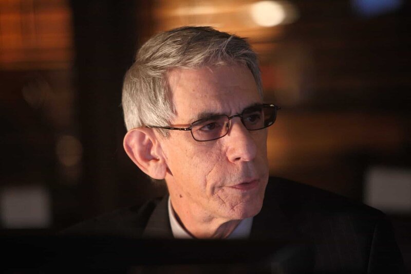 LAW & ORDER: SPECIAL VICTIMS UNIT -- „Wet“ Episode 1205 -- Pictured: Richard Belzer as Det. John Munch -- Photo by: Eric Liebowitz/​NBC – Bild: NBCUniversal, Inc ©13TH STREET Photocredit Mandatory, Editorial Use Only, NO archive, NO Resale