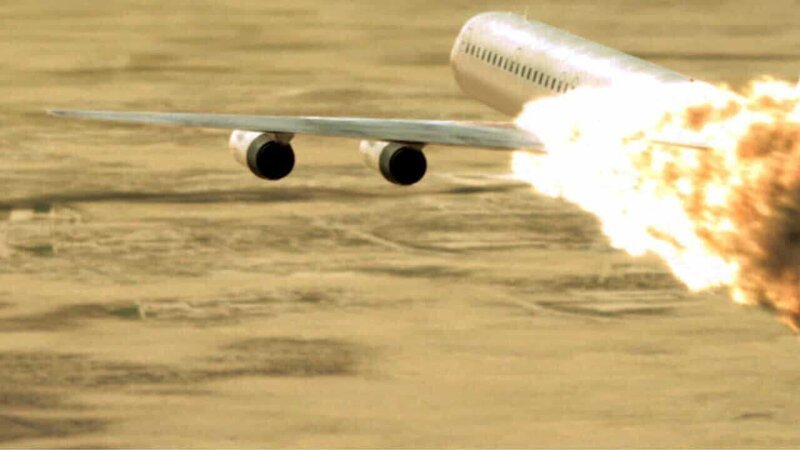Wenige Minuten nach dem Start stürzt 2004 eine ägyptische Boeing 737 ins Rote Meer. Alle 148 Insassen sterben. Die Daten des erst Wochen später geborgenen Flugschreibers geben Rätsel auf. – Bild: National Geographic Channel
