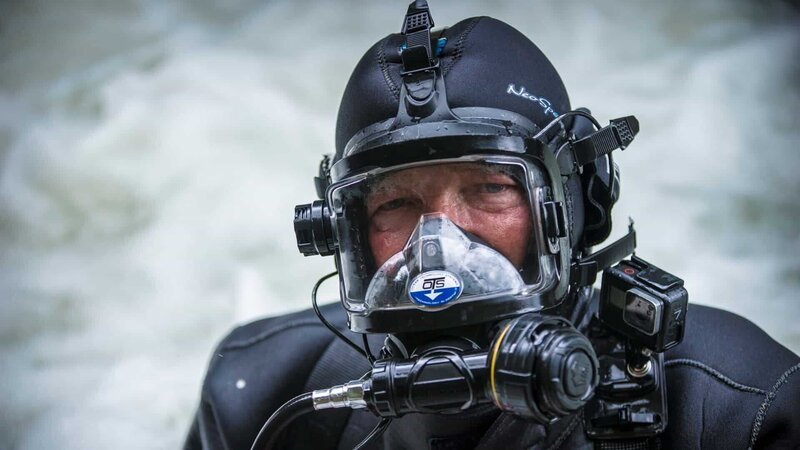 Fred Hurt in his diving gear – Bild: Discovery Communications, LLC