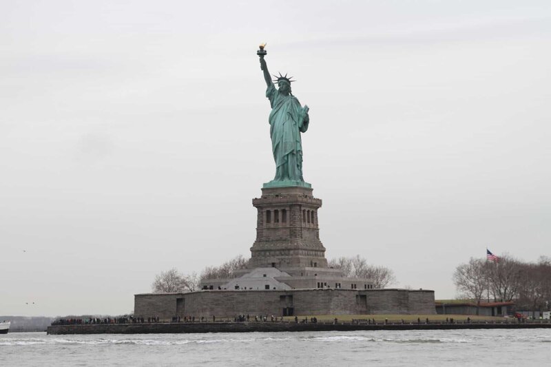 Wide photo of the Statue of Liberty(National Geographic/​Adam Simon) – Bild: 2019 NGC Network US, LLC. All rights reserved. Lizenzbild frei