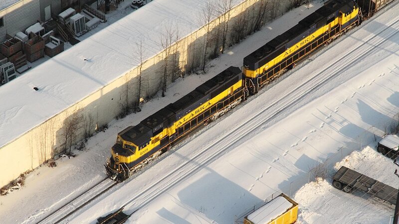 An aerial view of a train. – Bild: Gwyn Williams /​ Destination America /​ Discovery Communications