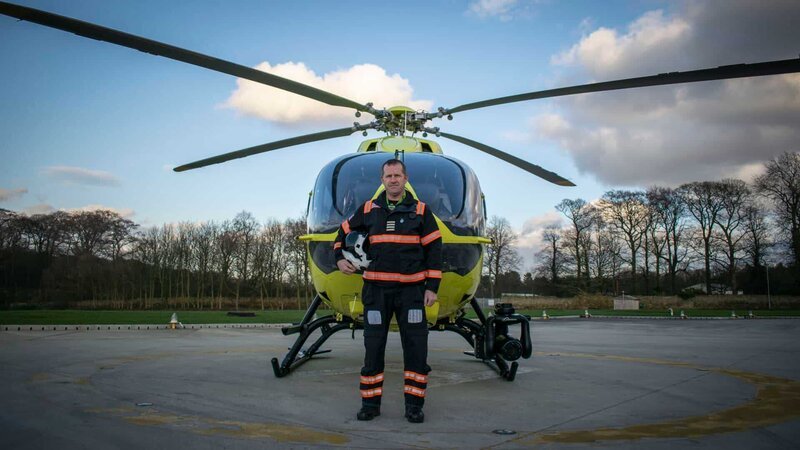 Helicopter Pilot. – Bild: Really /​ Air TV Helicopter ER – Series 5 /​ Air TV