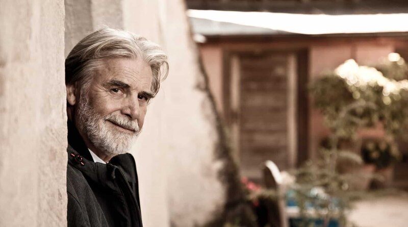 Eduard (Peter Simonischek) – Bild: CCC Filmkunst / Oliver Oppitz / oliver oppitz photography Eduard (Peter Simonischek) – Bild: CCC Filmkunst / Oliver Oppitz / oliver oppitz photography