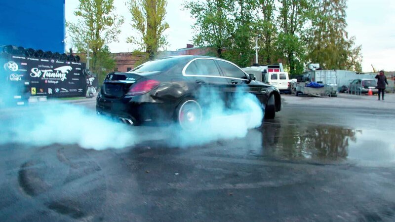 Getunter Mercedes – Bild: SPIEGEL TV GmbH