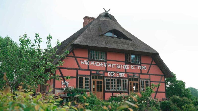 Der Hofladen vom Ur-Bauernhof, Hof Hoher Schönberg im Klützer Winkel nahe der Ostsee in MV. – Bild: NDR