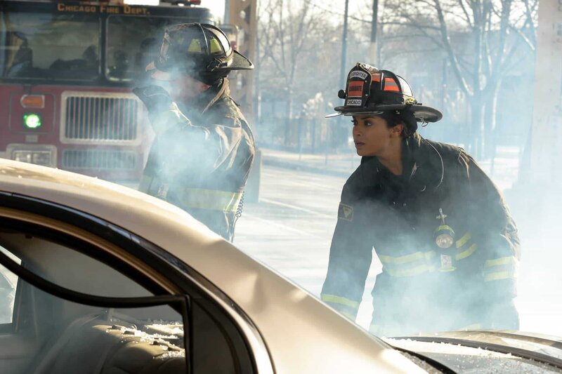 CHICAGO FIRE -- „Ambush Predator“ Episode 312 -- Pictured: Monica Raymund as Gabriela Dawson -- (Photo by: Elizabeth Morris/​NBC) – Bild: Universal TV