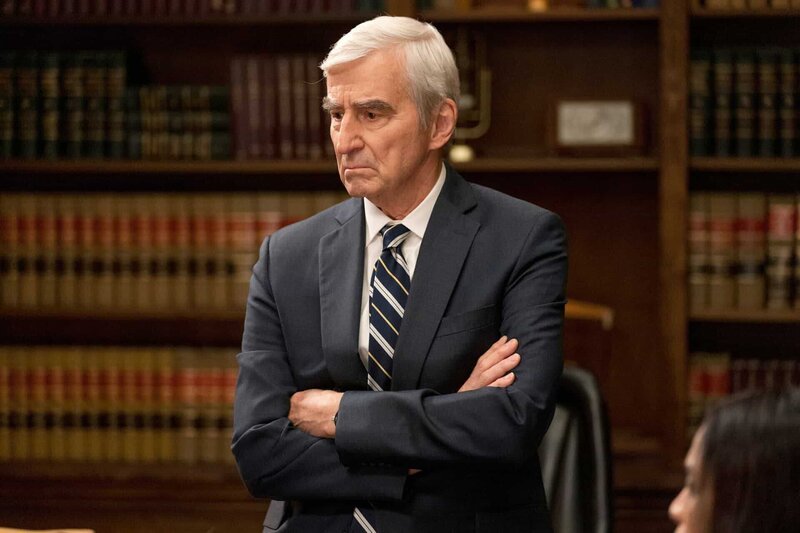 Pictured: Sam Waterston as D.A. Jack McCoy – Bild: NBC /​ Episodic /​ Die Verwendung ist nur bei redaktioneller Berichterstattung im Rahmen einer Programmankündigung ab 2 Monate vor der ersten Auss /​ © 2022 Universal Television LLC. All Rights Reserved.