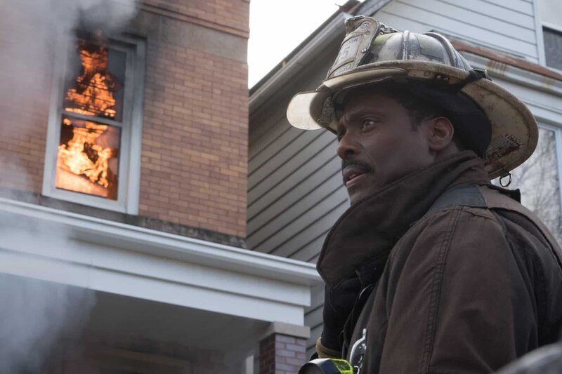 CHICAGO FIRE -- „We Called Her Jelly Bean“ Episode 321 -- Pictured: Eamonn Walker as Chief Wallace Boden -- (Photo by: Elizabeth Morris/​NBC) – Bild: Universal TV
