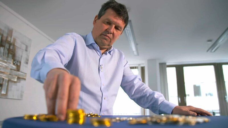 Philipp Stielow vom VdK fordert von der Politik eine Reform für mehr Rentengerechtigkeit. – Bild: HR