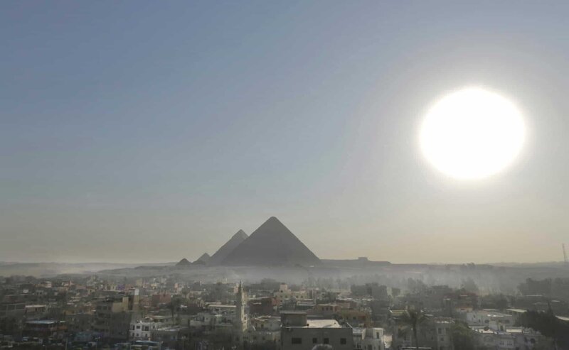 General View of Pyramid, Giza, Egypt – Bild: Servus TV
